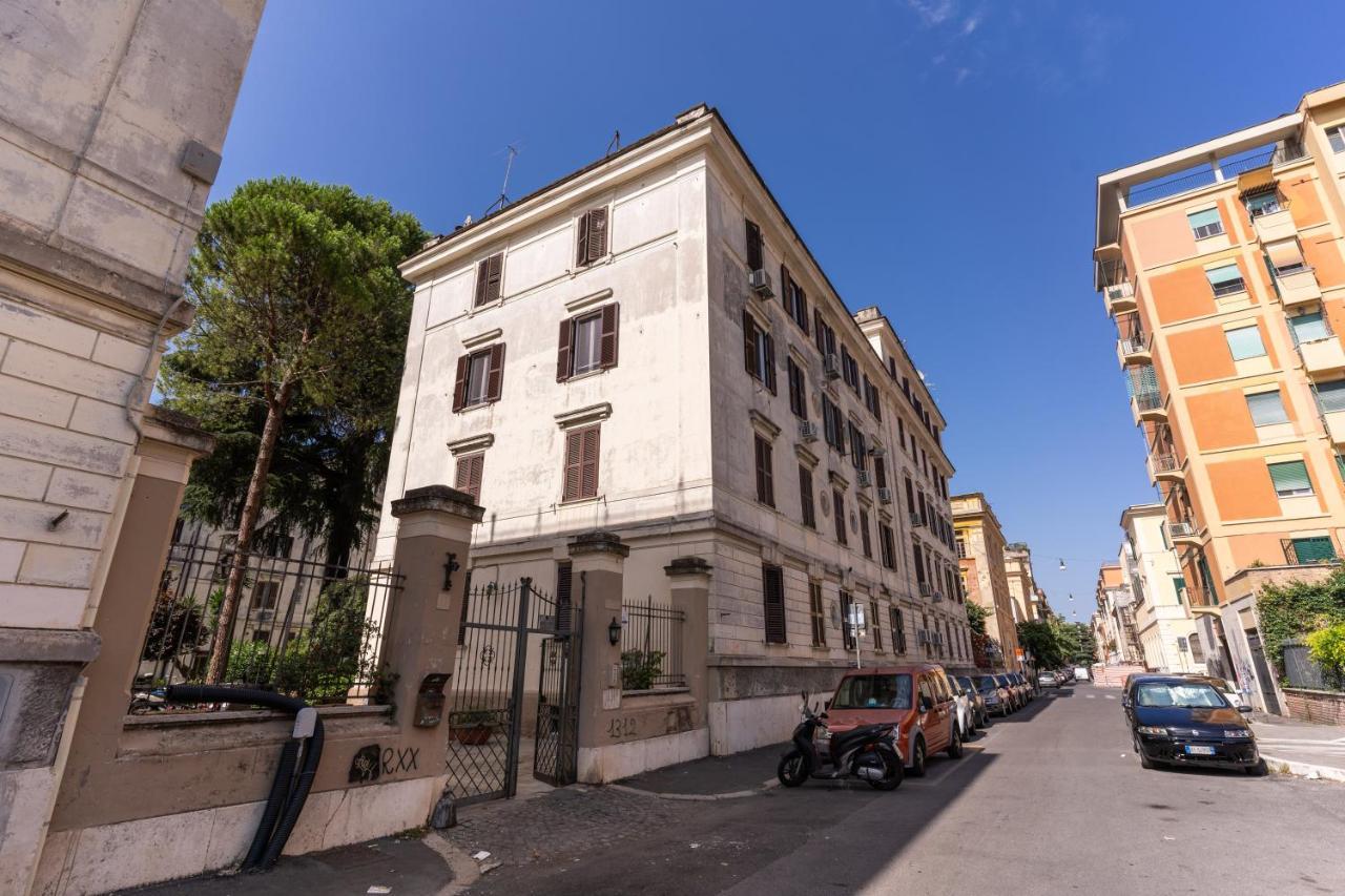 Lovely Flat In Testaccio Rome Bagian luar foto